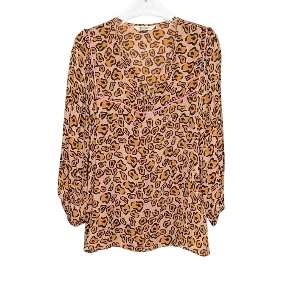 Tucker NYC Tan Long Sleeve Silk Leopard Print Blouse Flowy Boho Size M